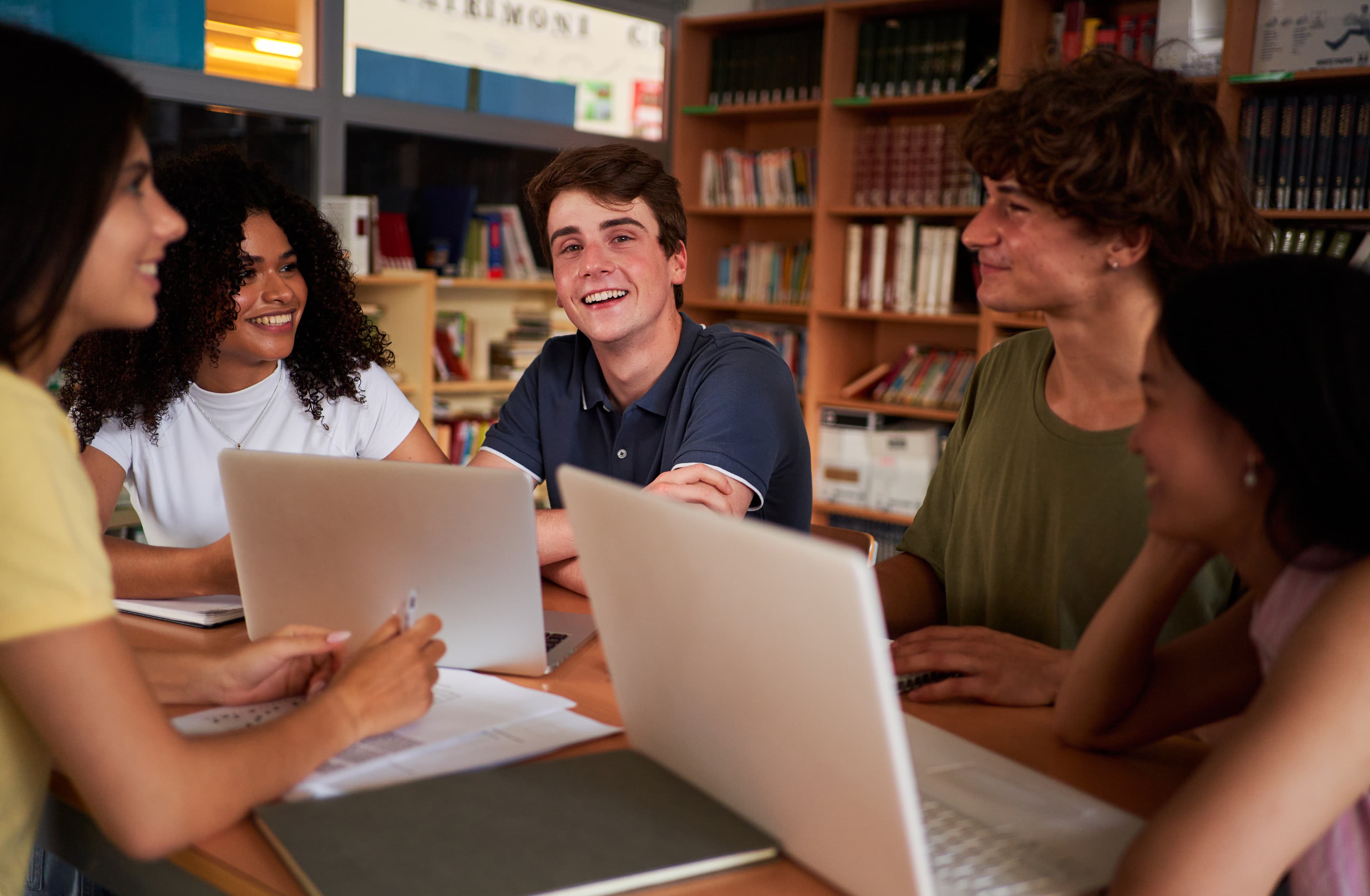 Students collaborating at IRI IRI Summer Journal Club – Session 2 information session